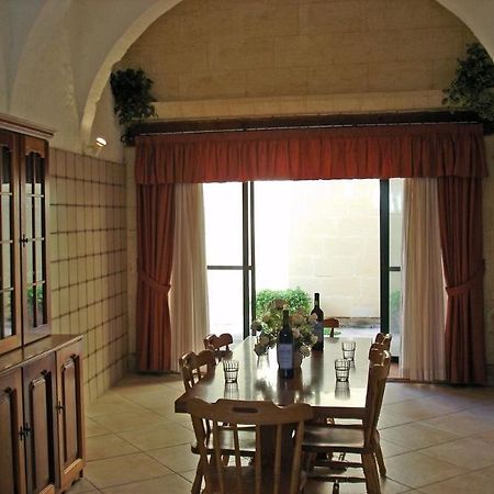 Casa Patricia Farmhouse Xagħra Buitenkant foto